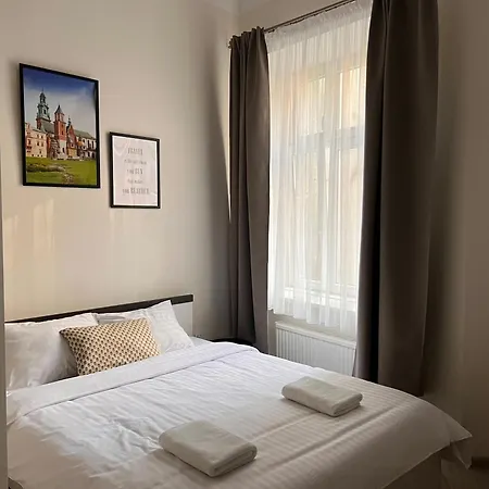 Long Street Aparthostel Hostel